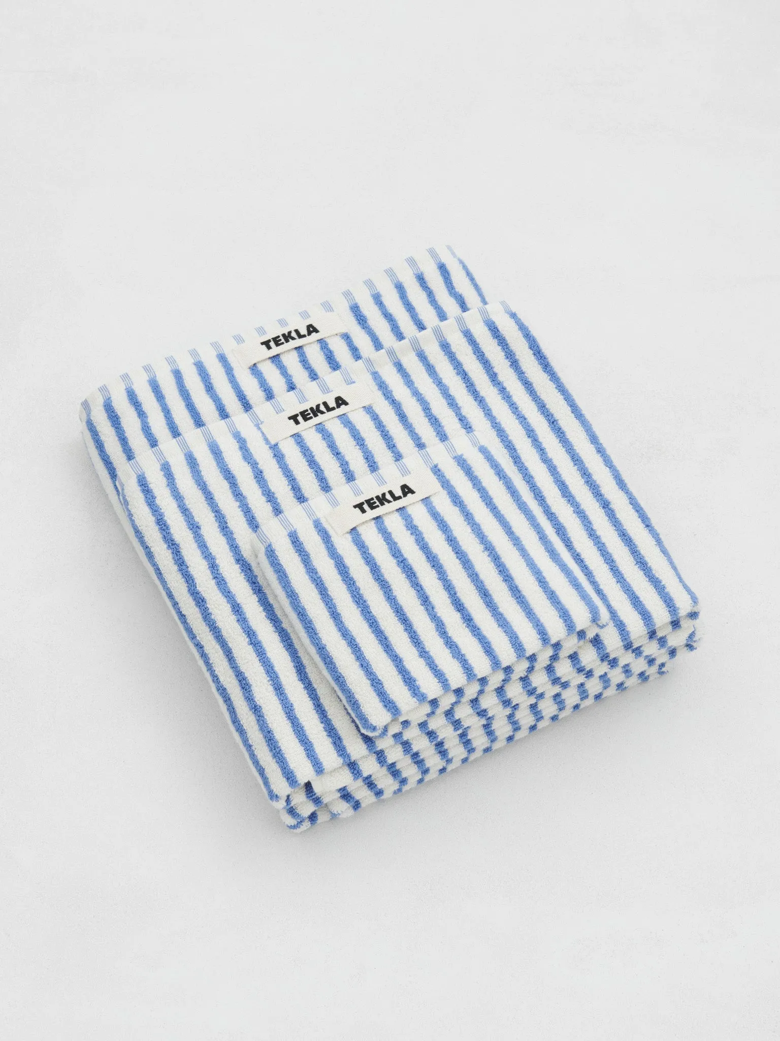 Bath Towel in Coastal Stripes